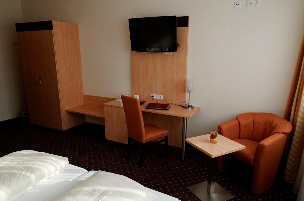 Hotel Am Freischuetz Hürth Exterior foto
